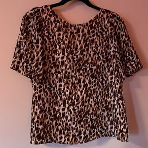 Short sleeve cheetah print blouse, XS